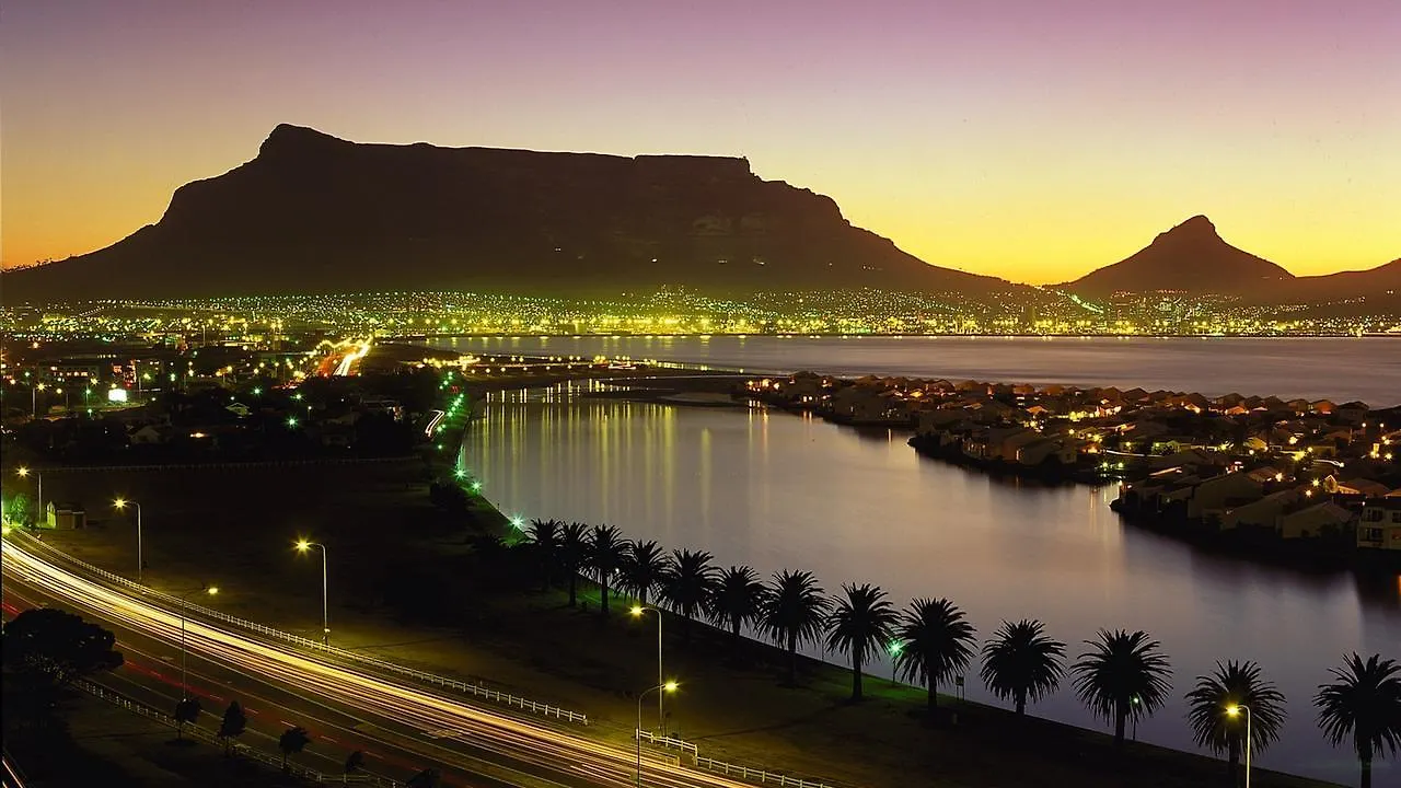 Brighton Court Beachfront Luxury Apartment Cape Town 0*,  South Africa